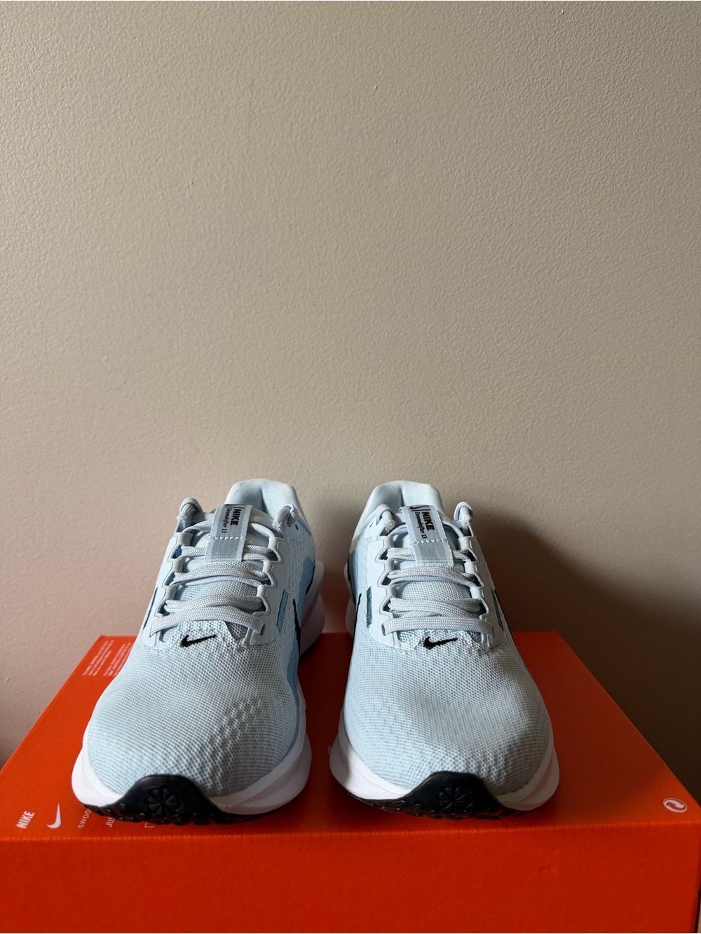 Nike Downshifter 13 Blue Tint FD6476-401 Women’s Size 5.5 - Picture 3 of 6
